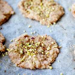 Green Nutty Almond Cookies