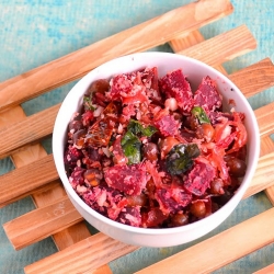 Beetroot and Black Chickpeas Curry