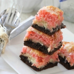 Neopolitan Gooey Cake Bars