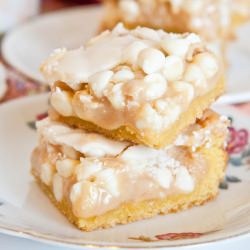 White Chocolate Vanilla Marshmallow Cake Bars