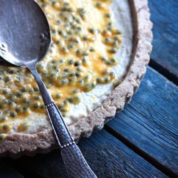 Nut Free Raw Pineapple Pie