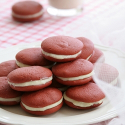 Red Velvet Whoopie Pies