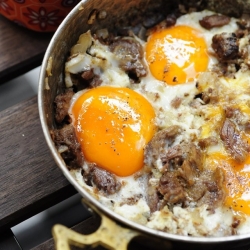 Eggs with Braised Meat