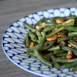 Spicy Summer Green Beans