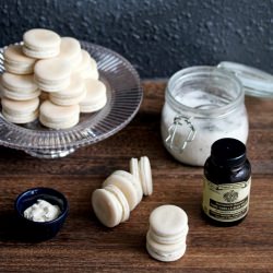 Vanilla Bean Macarons