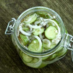 Refrigerator Pickles