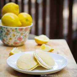 Lemon Whoopie Pies