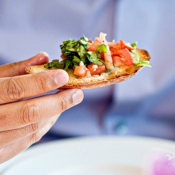 Bruschetta with Tomatoes and Basil