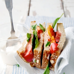 Tomato Mayo Sandwiches