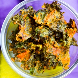 Cheezy Spicy Kale Chips