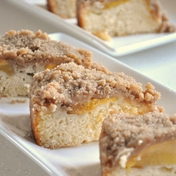 Streusel Coffee Cake with Peaches