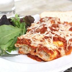 Baked Manicotti with Meat Sauce