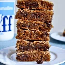 Chewy Cookie Bars