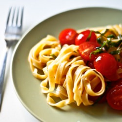 Basil and Cherry Tomato Linguini