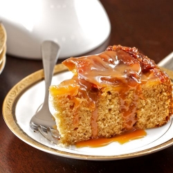 Caramel Apple Cake