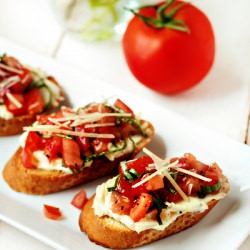 Raosted Garlic & Tomato Bruschetta