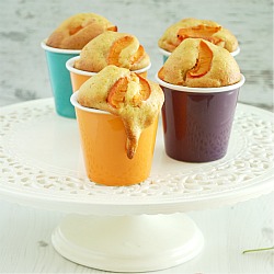 Vanilla and Apricots Muffins