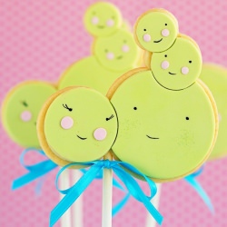 Little Pea Sugar Cookie Pops