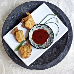 Fried Tofu w/ Flowering Chives