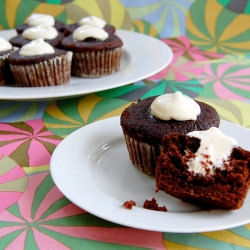 Whoopie Pie Cupcake with Beet Puree