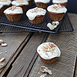 Peanut Butter & Jelly Cupcakes