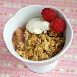 Peach, Fig, Raspberry Crisp