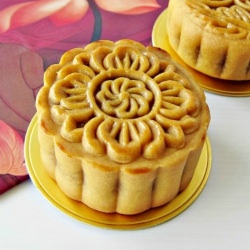 Traditional Baked Mooncake