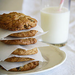 Date, Pecan and Ginger Cookies