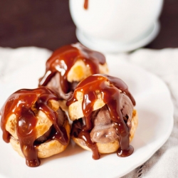 Cinnamon Chocolate Profiteroles