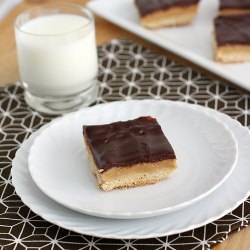 PB and Chocolate Shortbread Bars