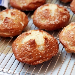 Pretzel Rolls