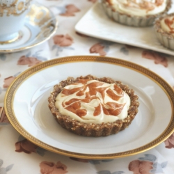 Raw Apricot Swirl Cheesecakes