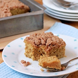 Bananas Foster Coffee Cake