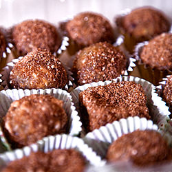 Peanut Butter & Choc Truffles