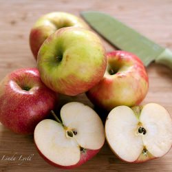 Sweet Apple Cake