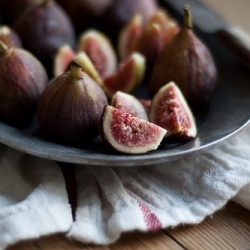 Easy Fig Tarts