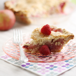 Apple-Raspberry Pie