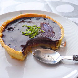 Lime curd and Chocolate Tart