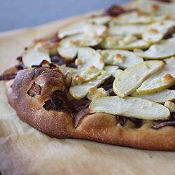 Balsamic Onion and Apple Pizza