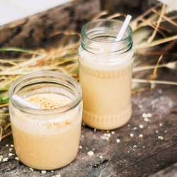 Apricot and Oatmeal Smoothie