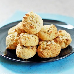 Pinenut & Almond Cookies