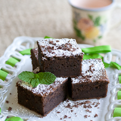 Chocolate Mint Mochi Cake