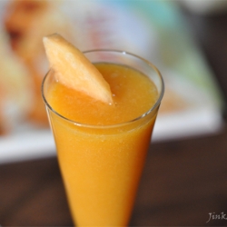 Mango-Cantaloupe Cooler