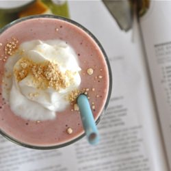 Peanut Butter Strawberry Smoothie