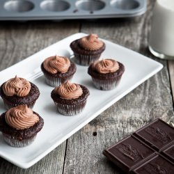 Chocolate Mini Cupcakes