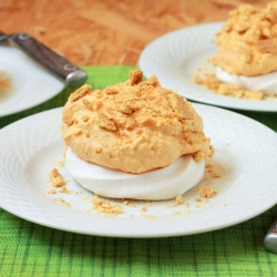 Pumpkin Pie Pavlovas