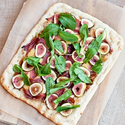 Figs, Brie and Prosciutto Flat Bread