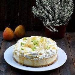 Double-Pear Cheesecake with Caramel