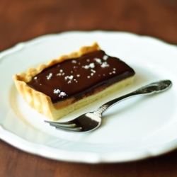 Salted Caramel Chocolate Tart