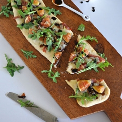 Prosciutto Gorgonzola Fig Flatbread